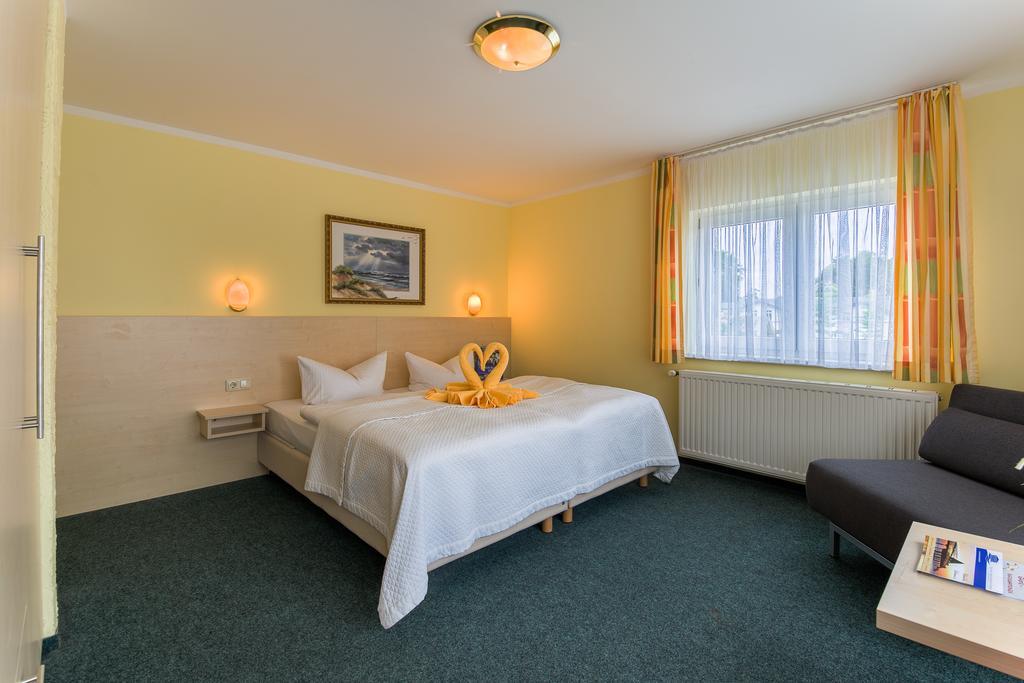 Pension Erdmann - Hotel Garni Heringsdorf  Ngoại thất bức ảnh